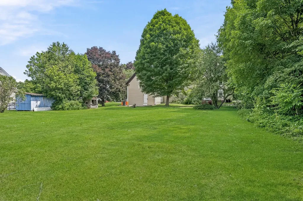 20 Railroad Street Lancaster NH 03584