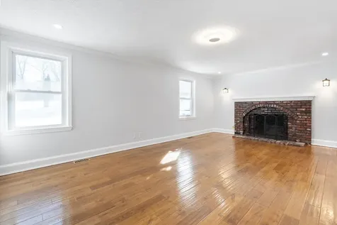 4 Hilltop Drive Hudson NH 03051