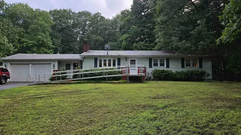 89 Sweet Hill Road Plaistow NH 03865