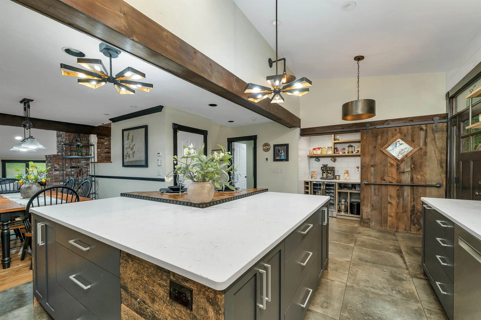 125 Castle Hill Road Windham NH 03087
