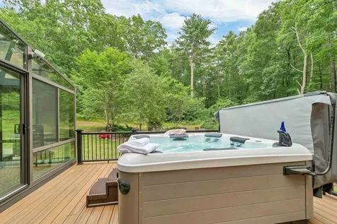 125 Castle Hill Road Windham NH 03087