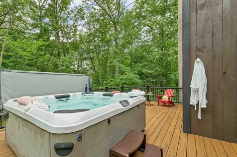 125 Castle Hill Road Windham NH 03087