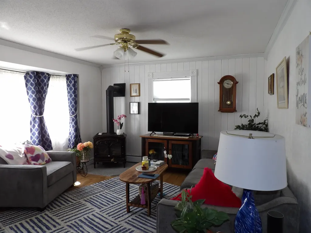 247 Pleasant Heights West Rutland VT 05777