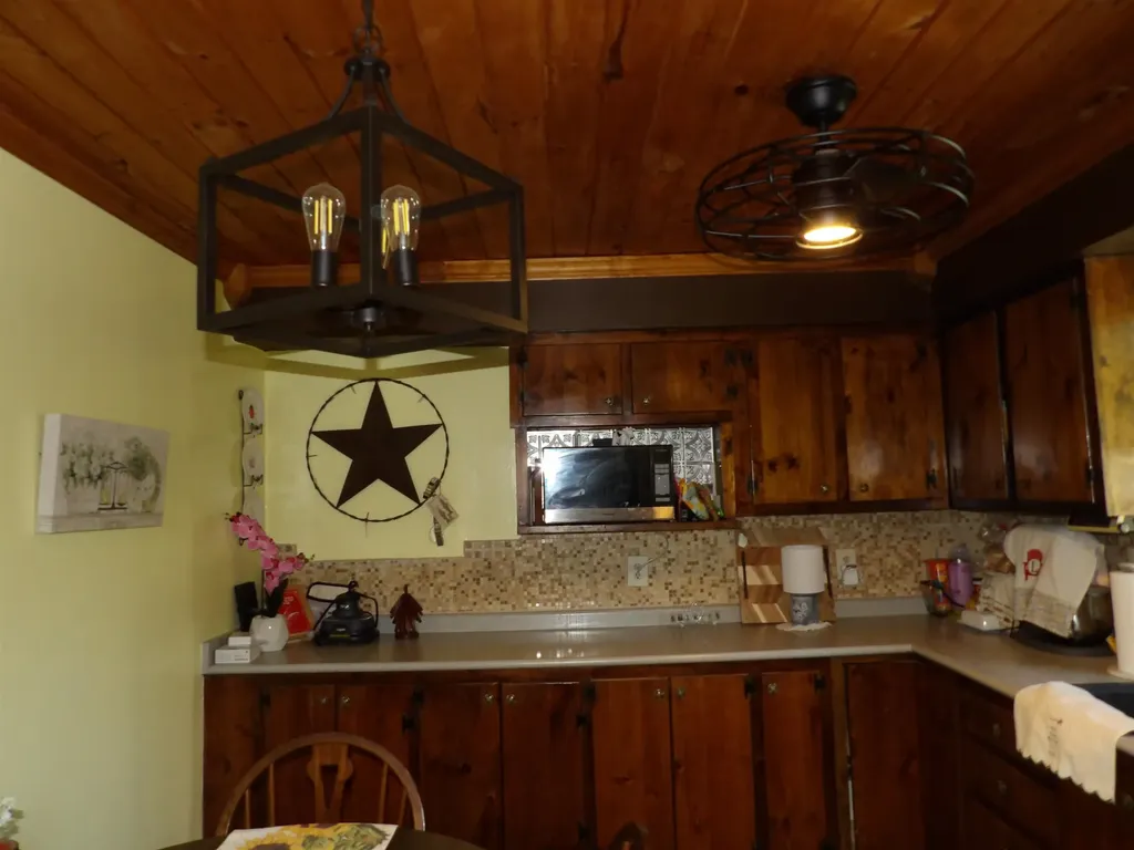 247 Pleasant Heights West Rutland VT 05777