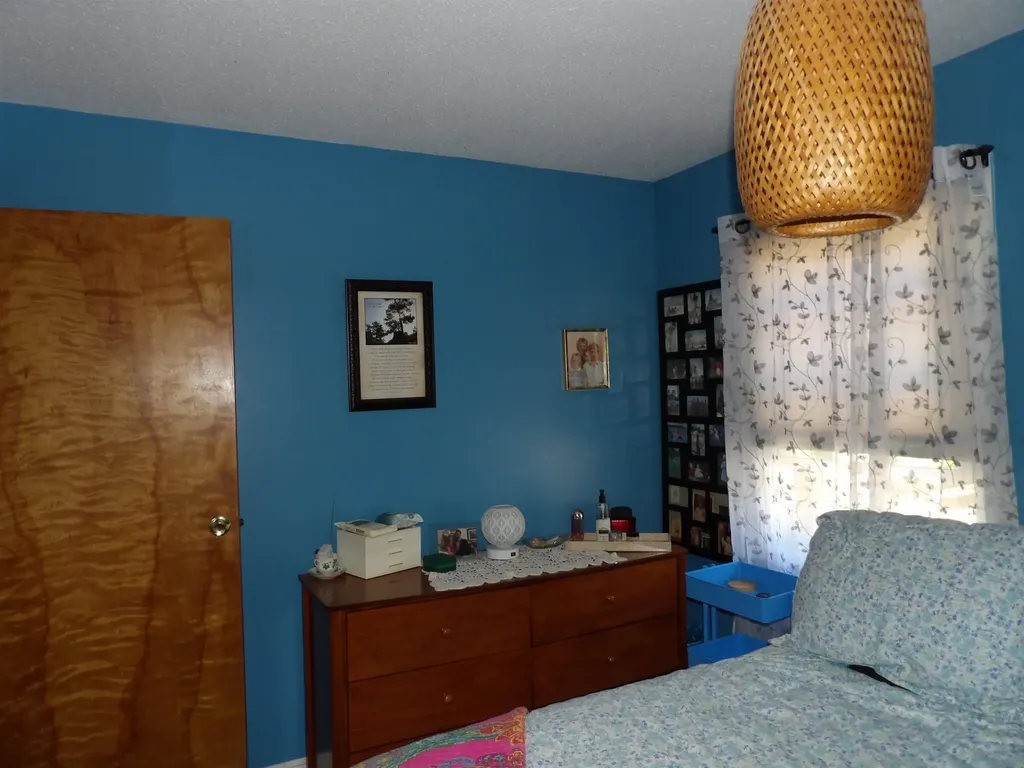 247 Pleasant Heights West Rutland VT 05777