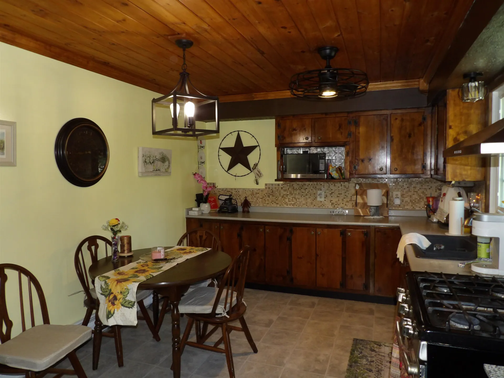 247 Pleasant Heights West Rutland VT 05777