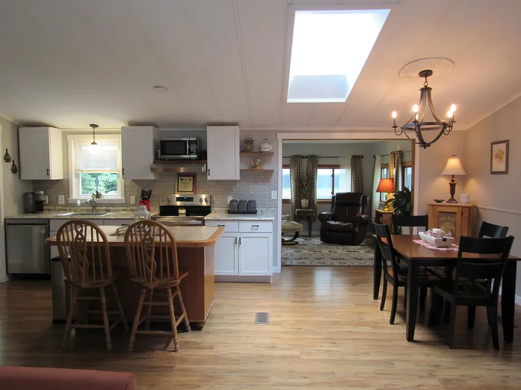 14 Rim Road Danville NH 03819