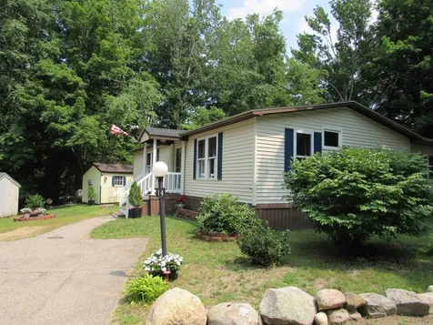 14 Rim Road Danville NH 03819