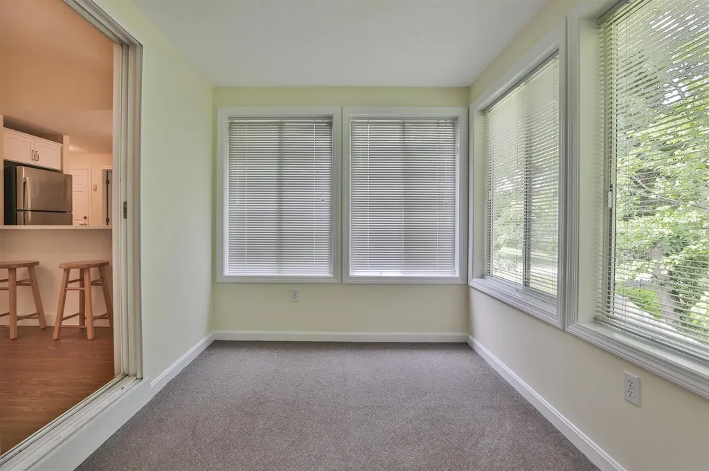 4 Myopia Lane Nashua NH 03063