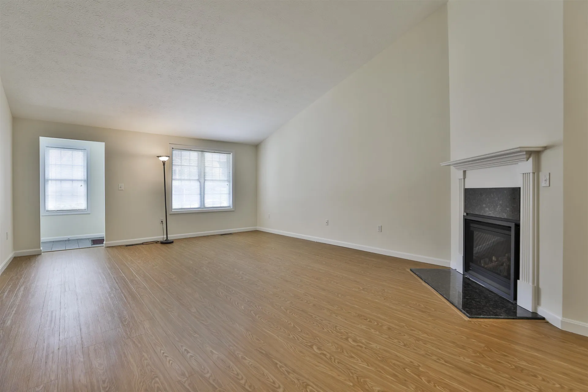 4 Myopia Lane Nashua NH 03063