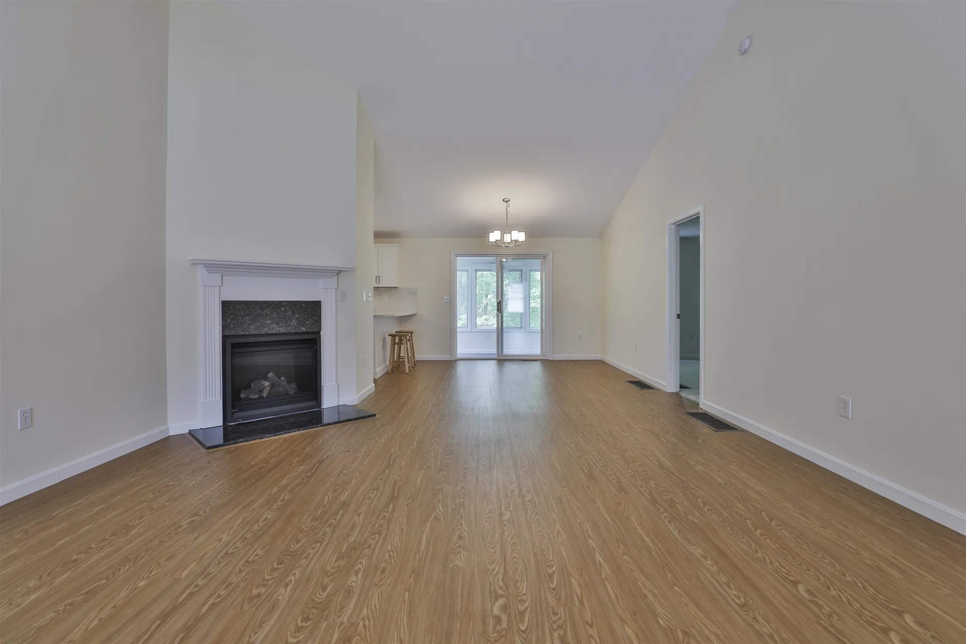 4 Myopia Lane Nashua NH 03063