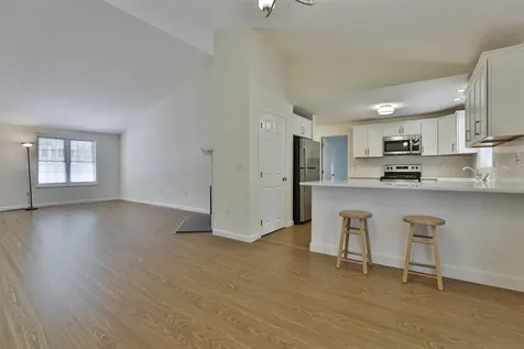 4 Myopia Lane Nashua NH 03063
