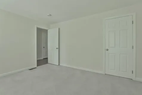 4 Myopia Lane Nashua NH 03063