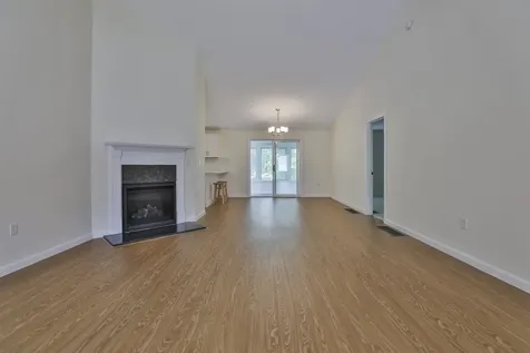 4 Myopia Lane Nashua NH 03063