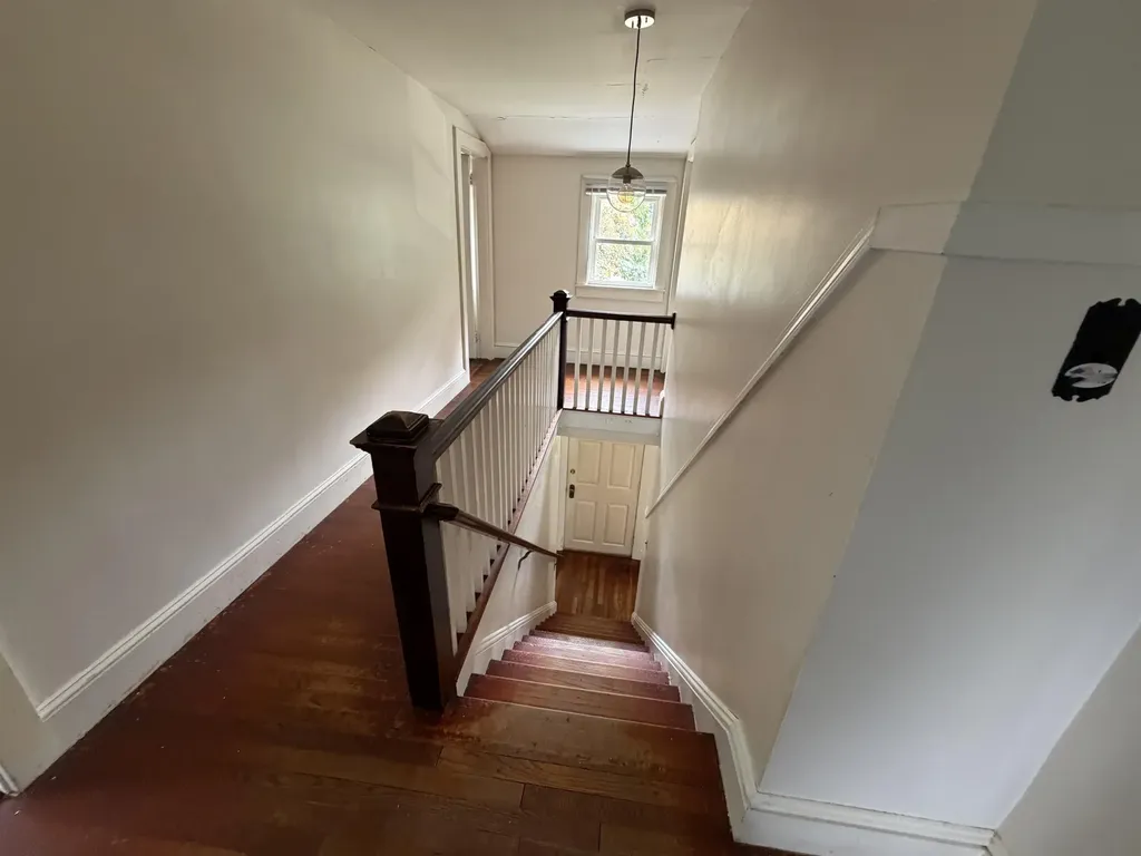 123 Turtle Pond Road Lee NH 03861