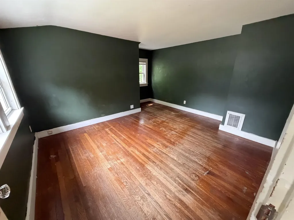 123 Turtle Pond Road Lee NH 03861