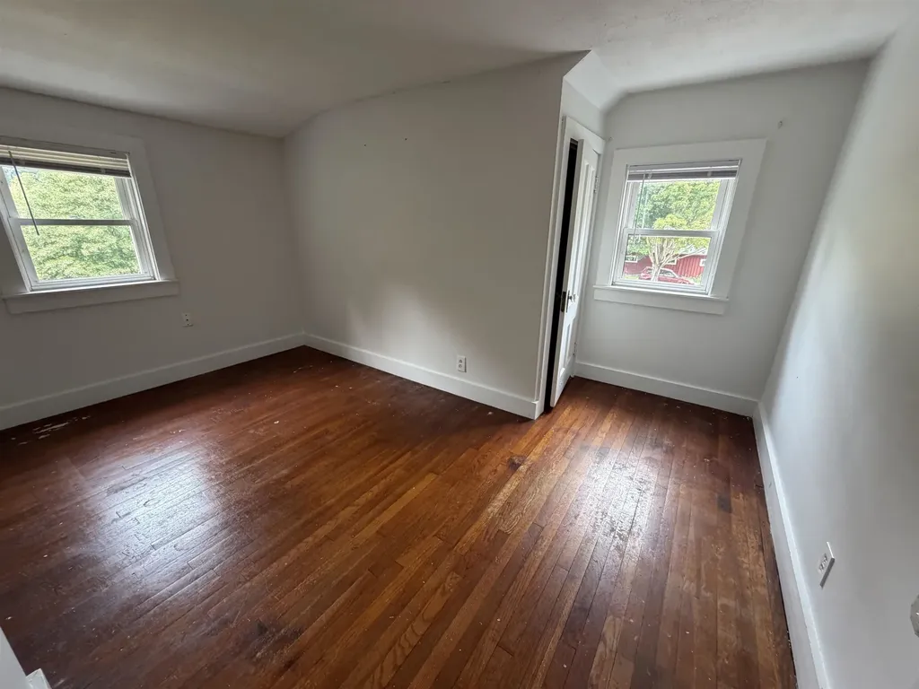 123 Turtle Pond Road Lee NH 03861