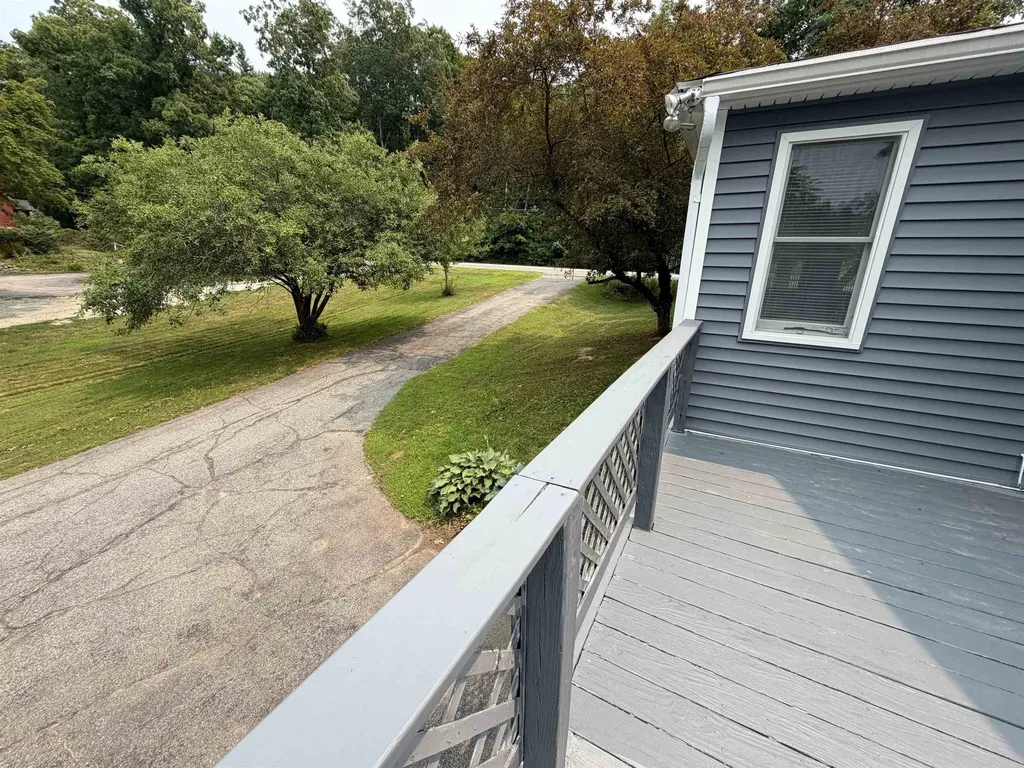 123 Turtle Pond Road Lee NH 03861