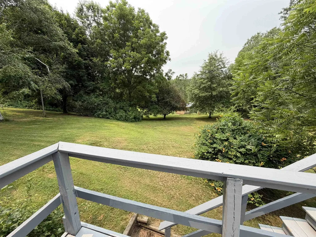 123 Turtle Pond Road Lee NH 03861