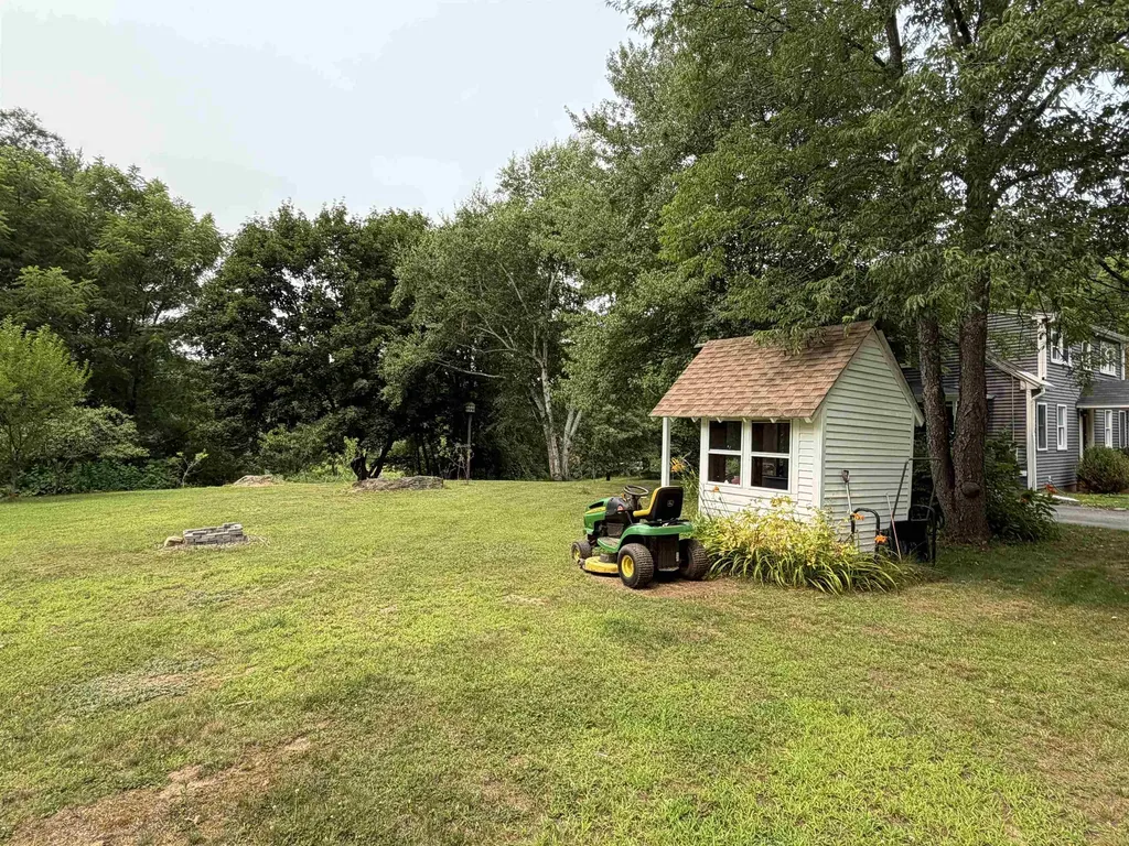 123 Turtle Pond Road Lee NH 03861