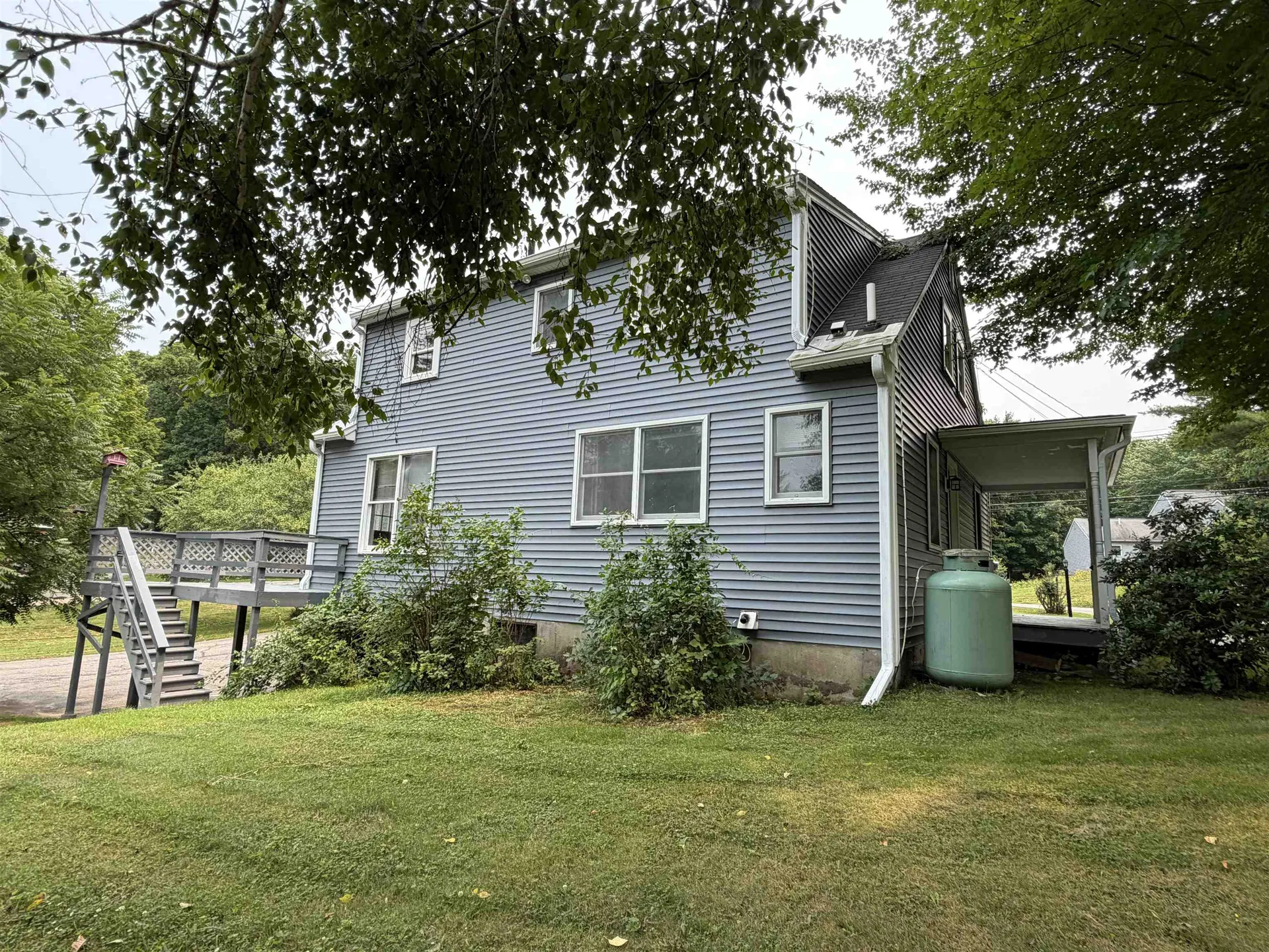123 Turtle Pond Road Lee NH 03861