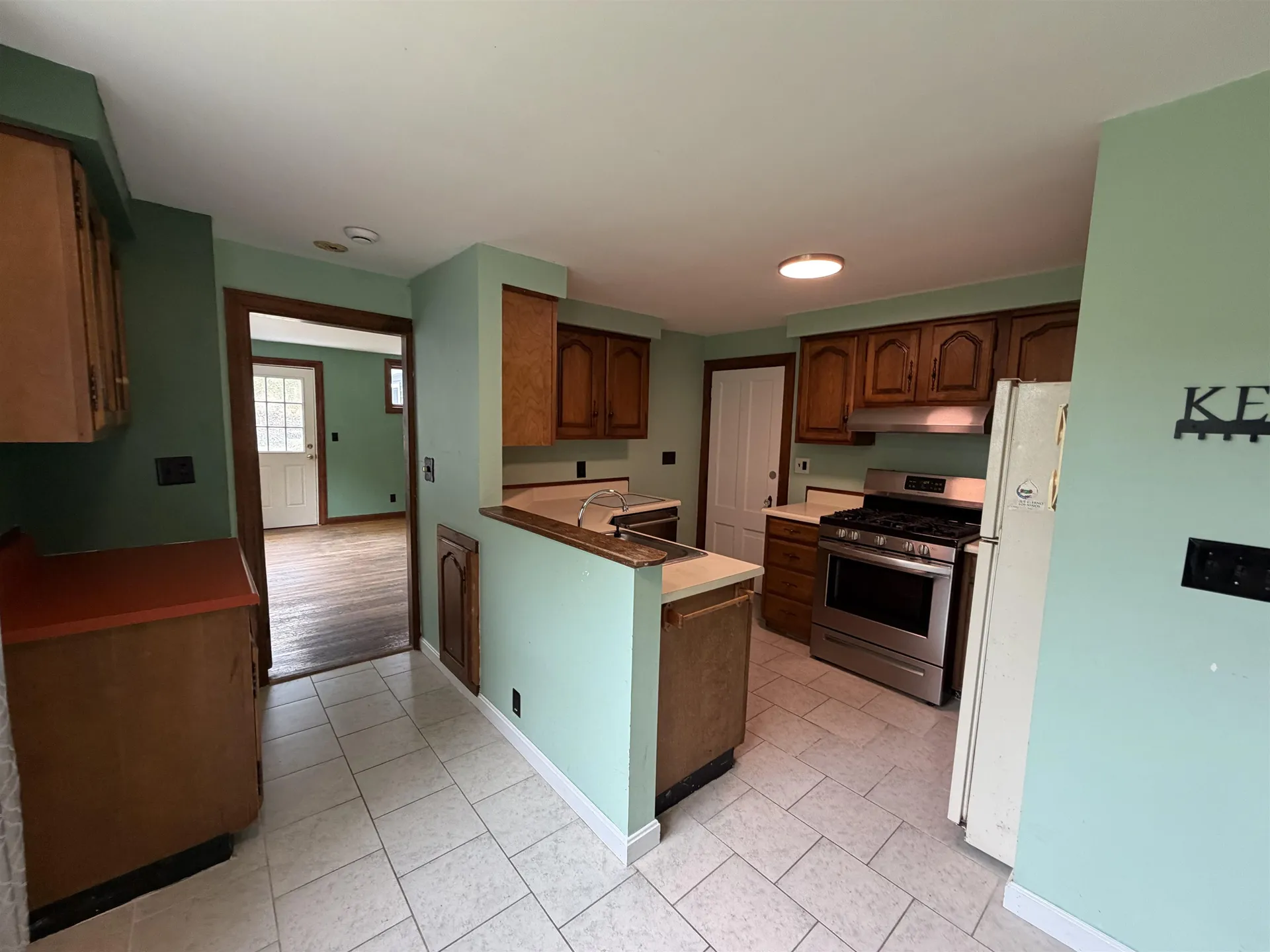 123 Turtle Pond Road Lee NH 03861