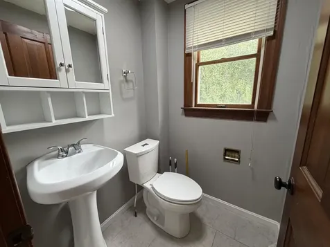 123 Turtle Pond Road Lee NH 03861