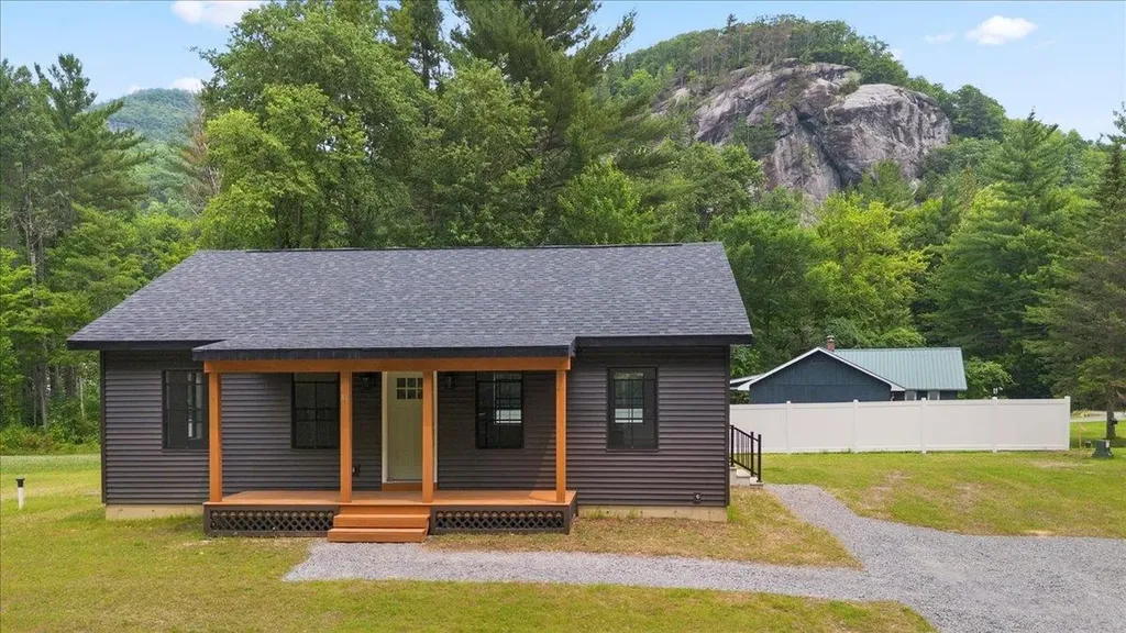 41 Champ Lane Bolton VT 05676