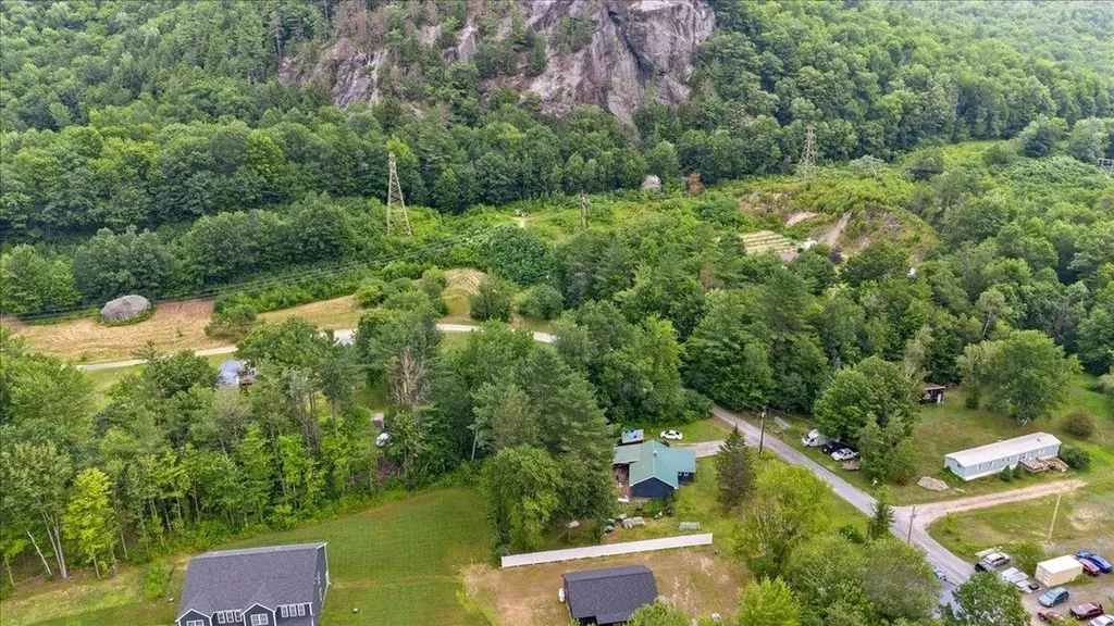 41 Champ Lane Bolton VT 05676