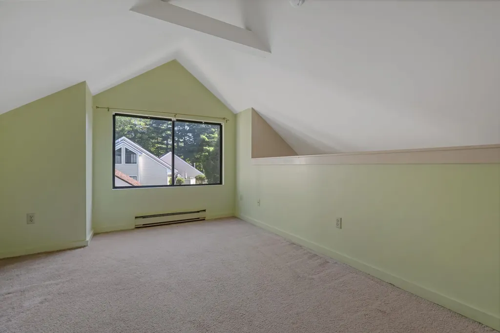 48 Franklin Heights Rochester NH 03867