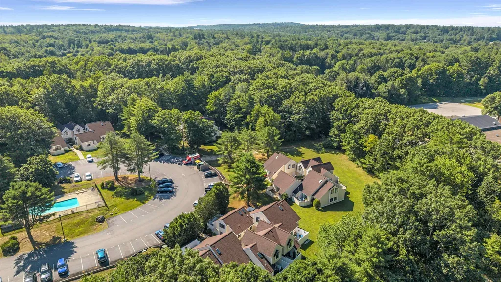 48 Franklin Heights Rochester NH 03867
