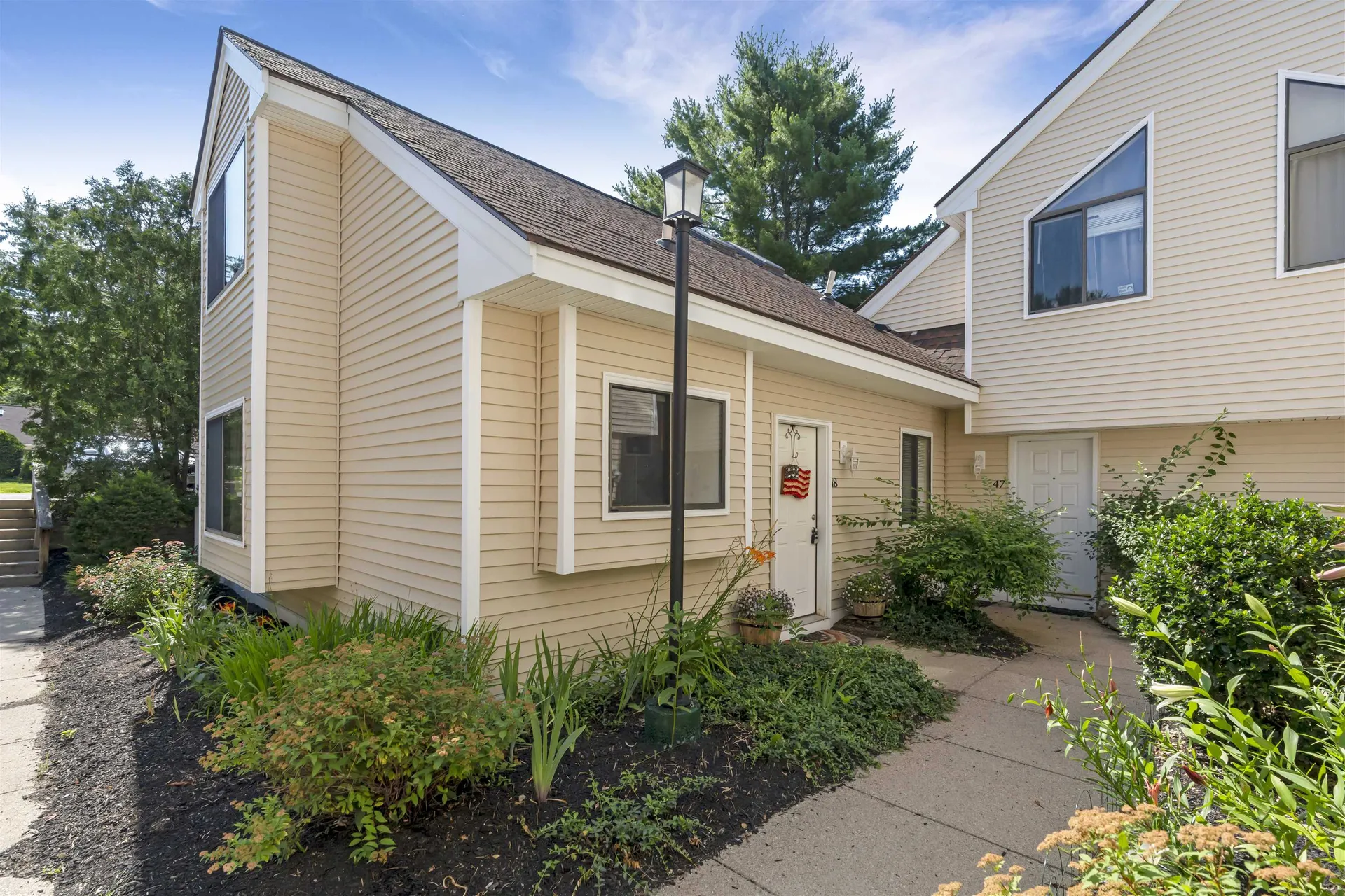 48 Franklin Heights Rochester NH 03867