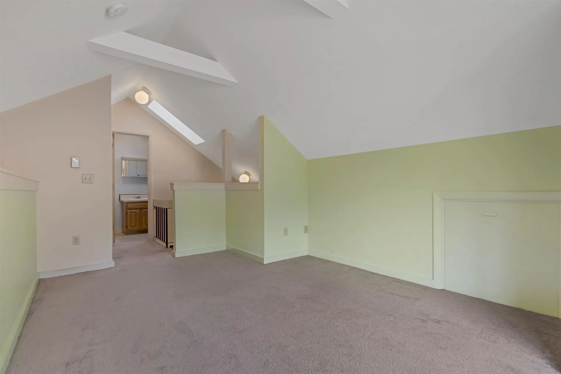 48 Franklin Heights Rochester NH 03867