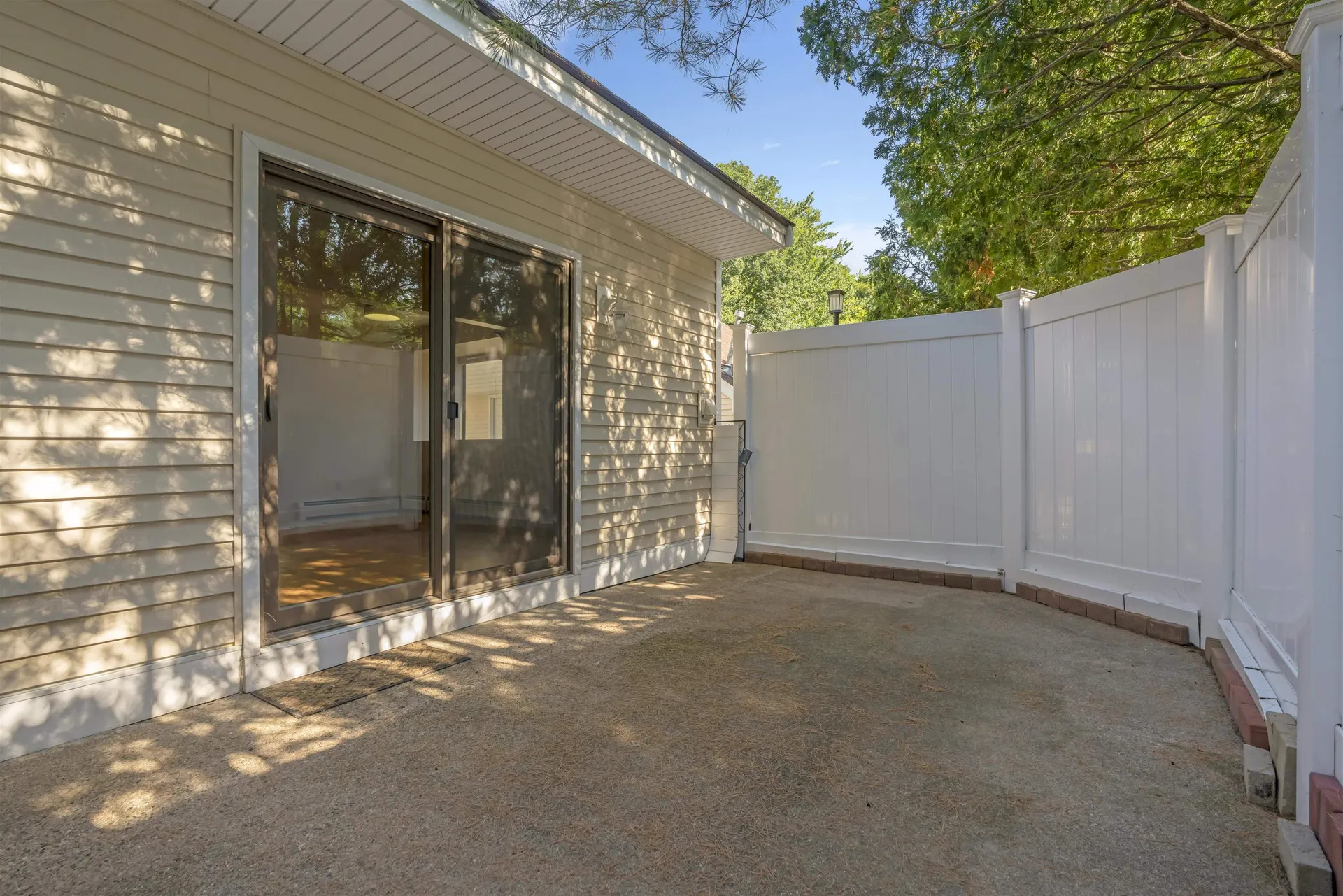 48 Franklin Heights Rochester NH 03867