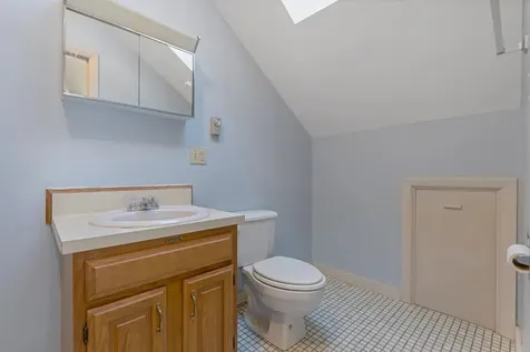48 Franklin Heights Rochester NH 03867