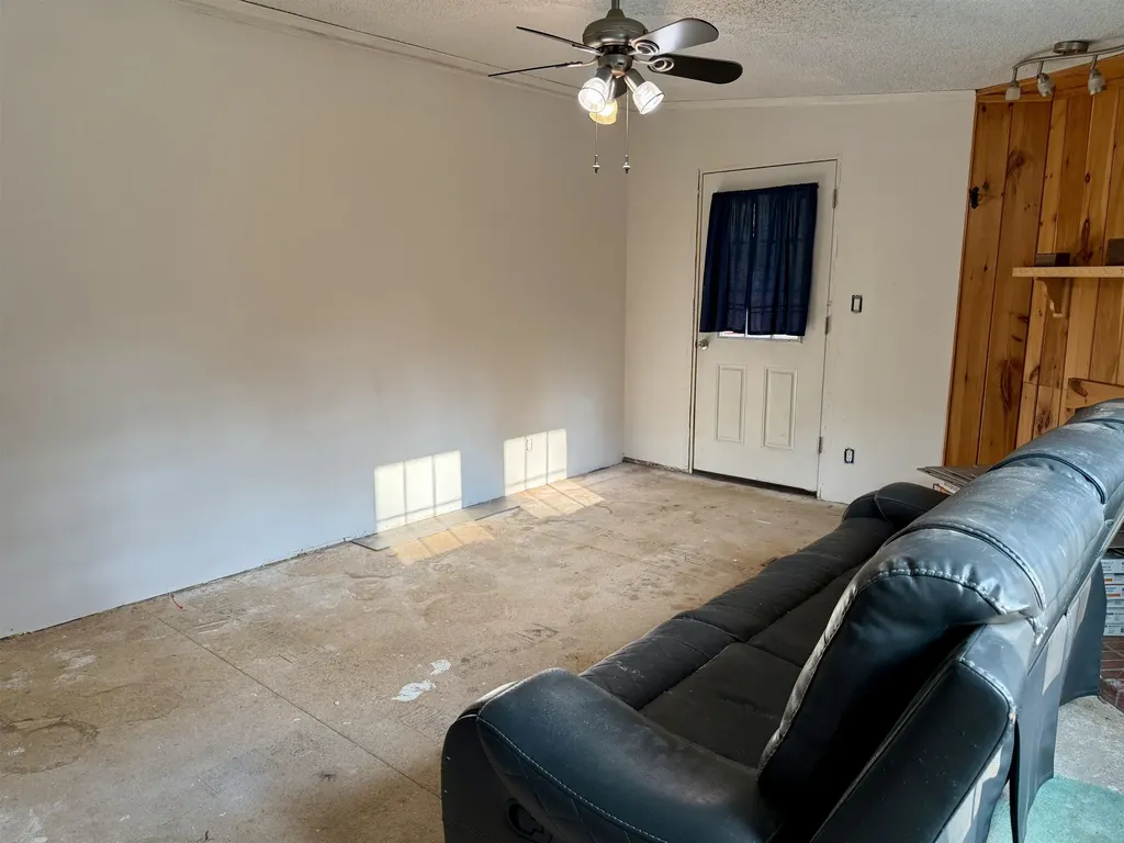 216 Britton Road Claremont NH 03743