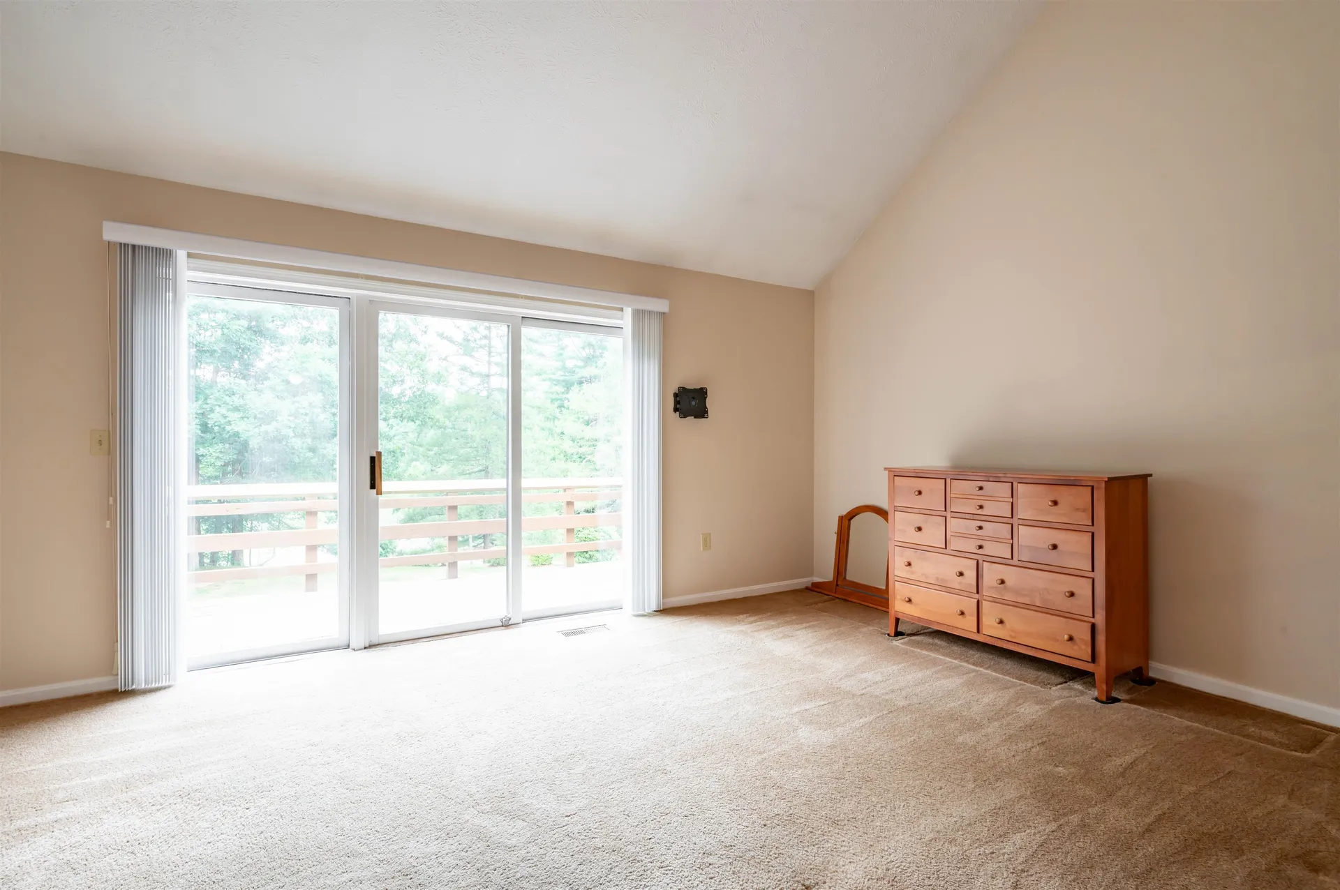 4 Quarry Circle Drive Milford NH 03055