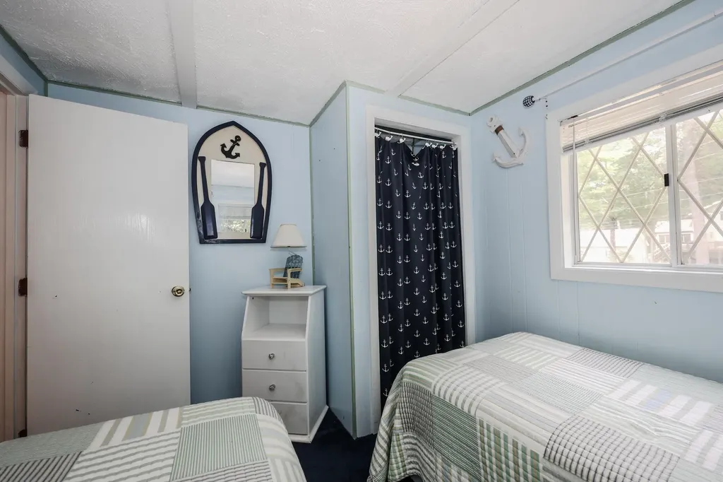 24 Shangri La Drive Moultonborough NH 03254