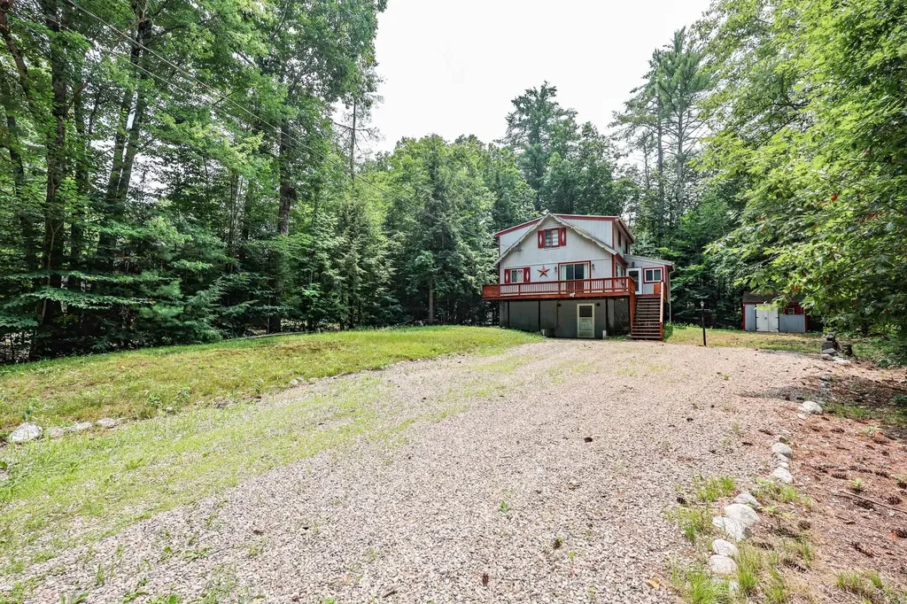 24 Shangri La Drive Moultonborough NH 03254
