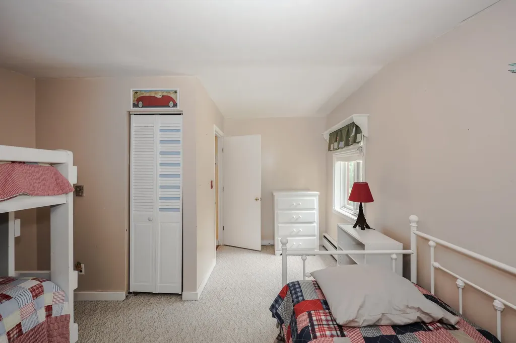 24 Shangri La Drive Moultonborough NH 03254