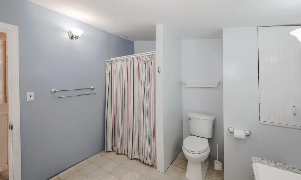 24 Shangri La Drive Moultonborough NH 03254