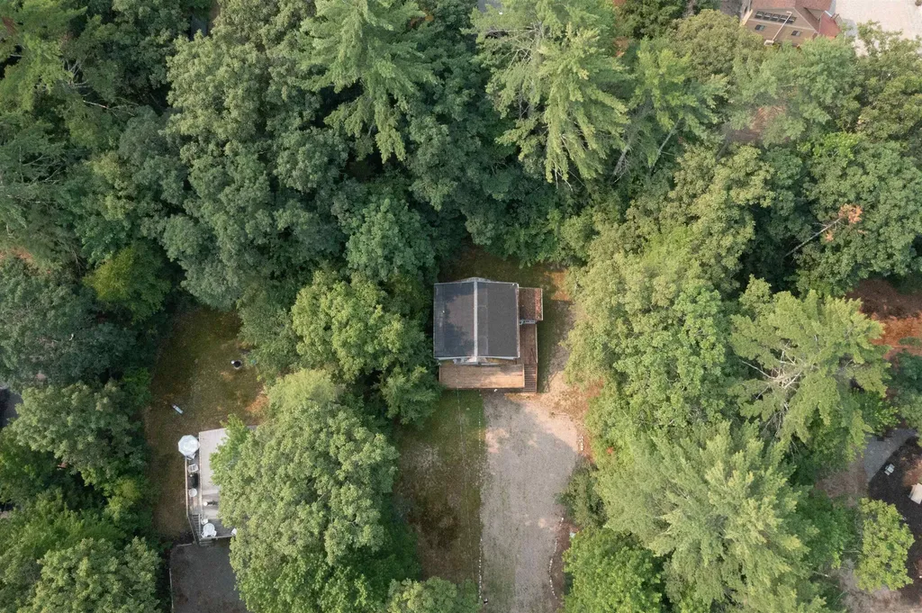 24 Shangri La Drive Moultonborough NH 03254