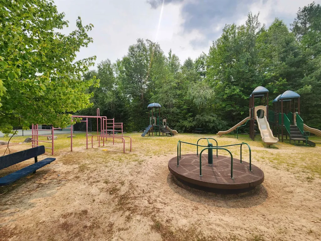 24 Shangri La Drive Moultonborough NH 03254