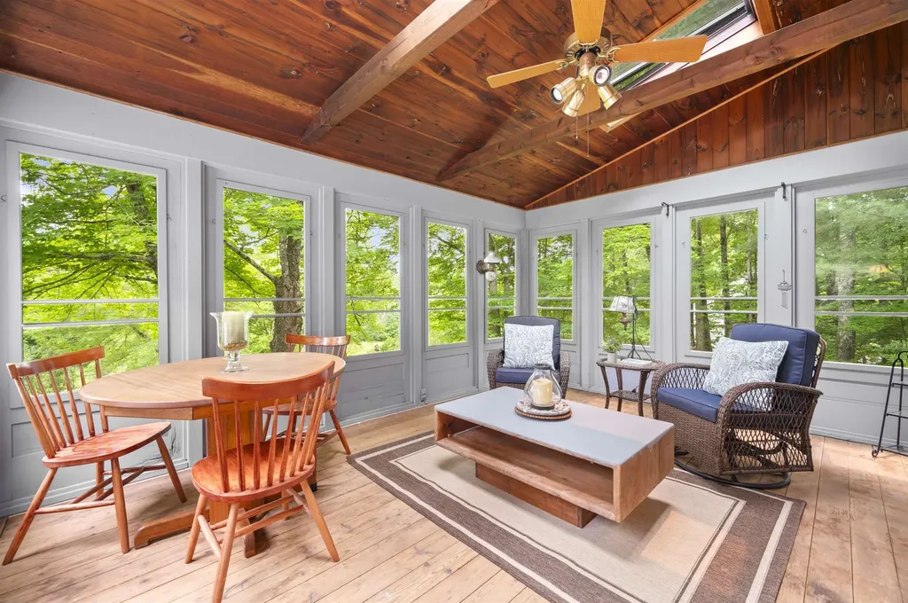 10 Candlewood Drive Amherst NH 03031