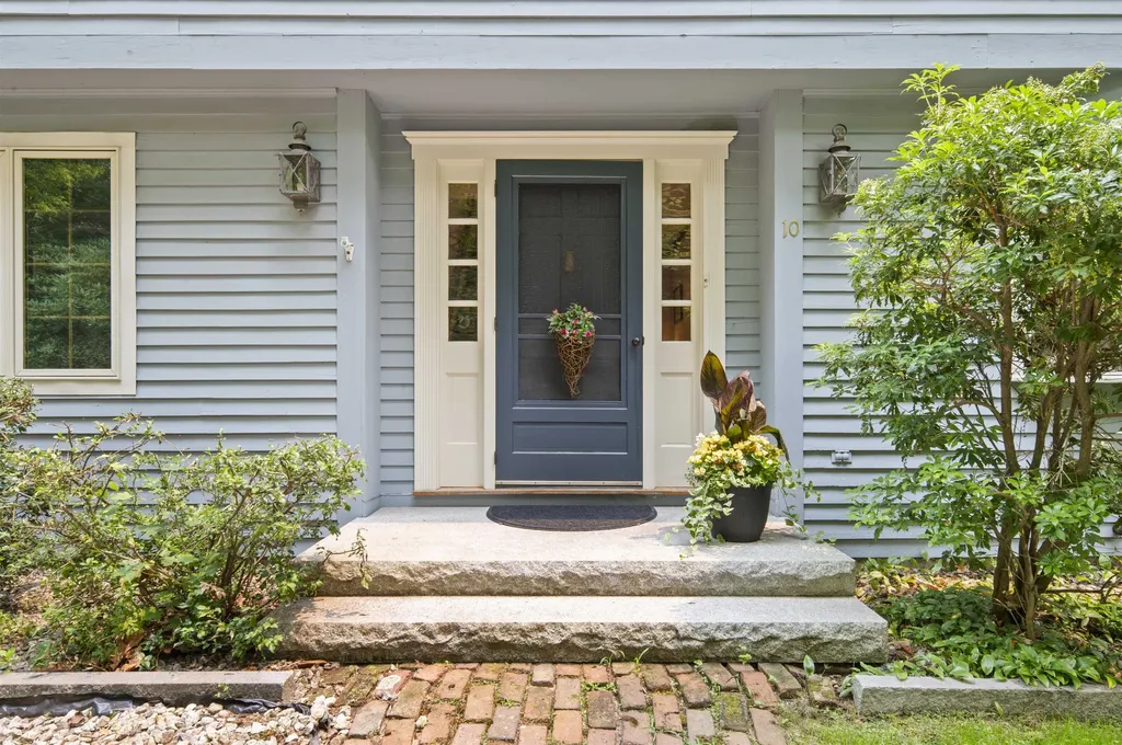 10 Candlewood Drive Amherst NH 03031
