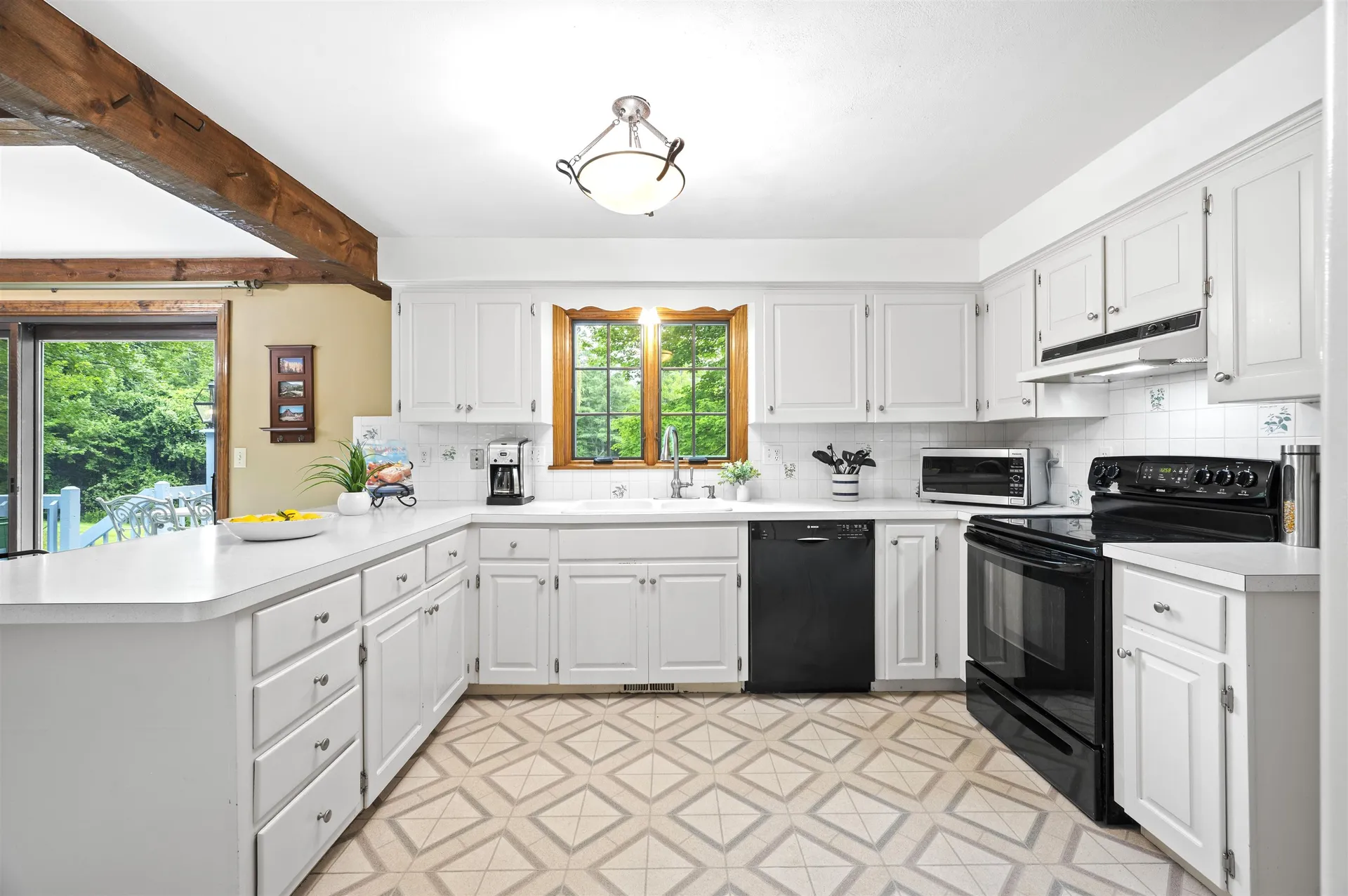 10 Candlewood Drive Amherst NH 03031