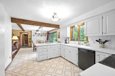 10 Candlewood Drive Amherst NH 03031