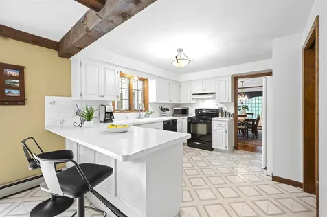 10 Candlewood Drive Amherst NH 03031