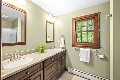 10 Candlewood Drive Amherst NH 03031
