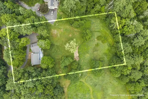10 Candlewood Drive Amherst NH 03031
